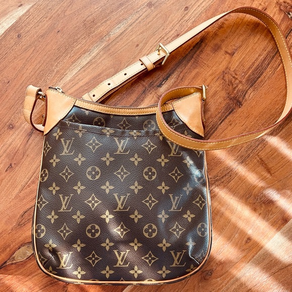 Authentic Louis Vuitton Odeon PM Monogram Canvas Shoulder Bag